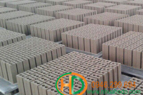 Pallet Gạch Không Nung PVC