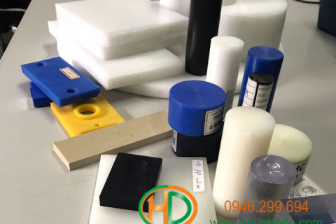 Gia công chi tiết nhựa phụ trợ cơ khí